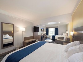 Standard Room, Multiple Beds, Non Smoking, Refrigerator & Microwave (Larger Room) | Premium bedding, pillowtop beds, in-room safe, desk