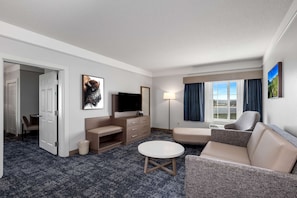 Suite, 1 King Bed, Non Smoking, Refrigerator & Microwave (Living Room;with Sofabed) | 1 bedroom, premium bedding, pillowtop beds, in-room safe