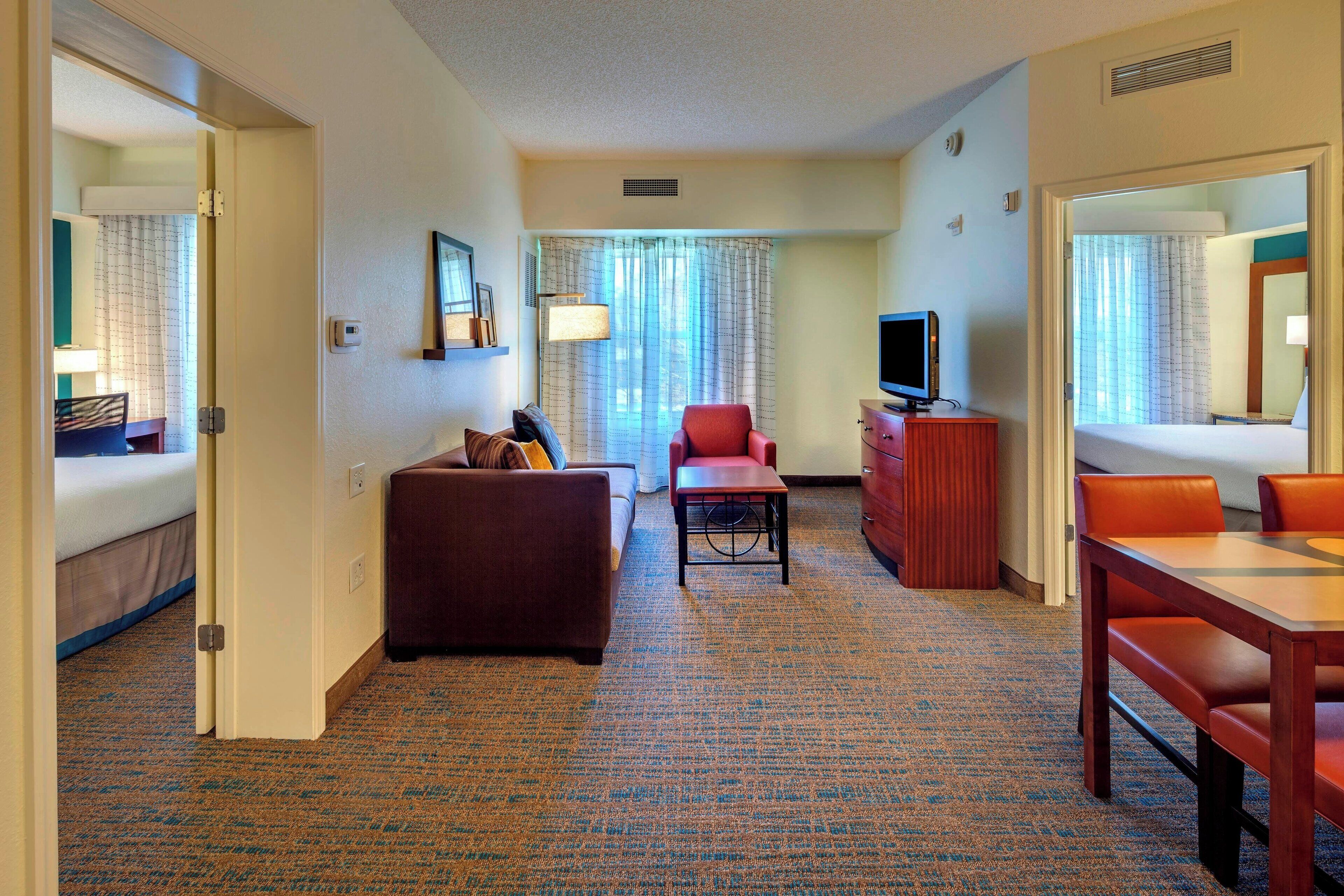 suite, 2 bedrooms, non smoking | premium bedding, in-room safe, desk, blackout curtains