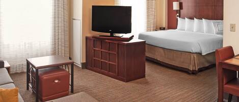 Premium bedding, in-room safe, desk, iron/ironing board