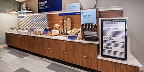 Petit déjeuner buffet compris tous les jours