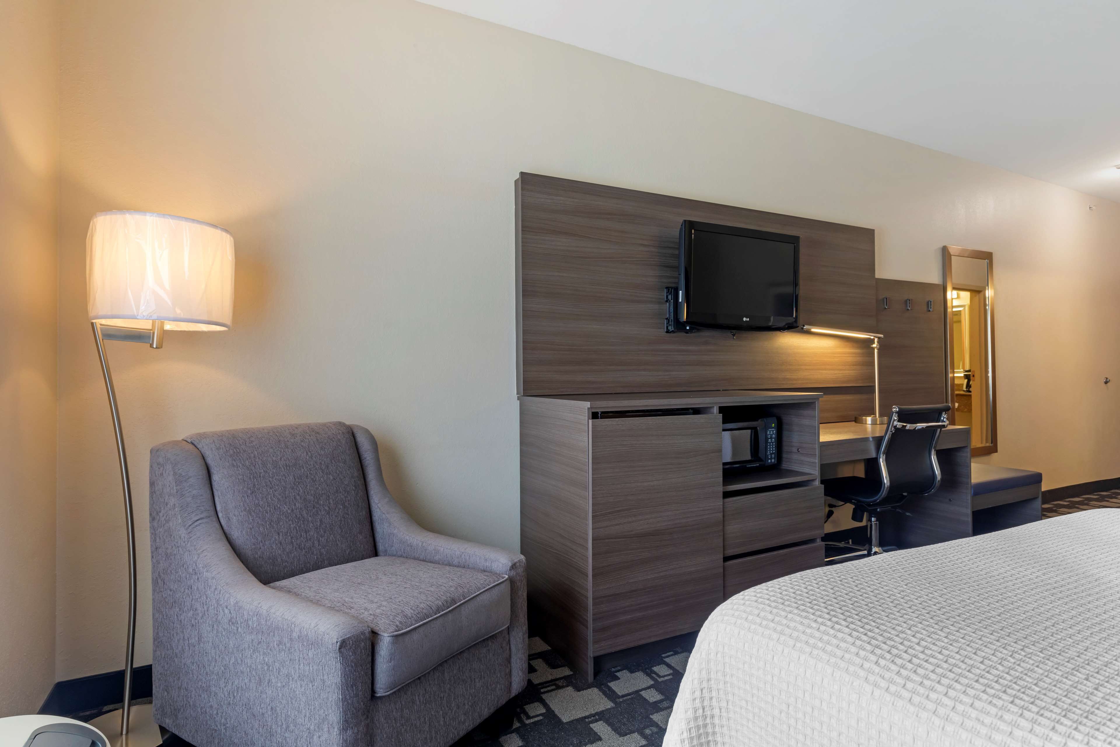 standard room, 2 queen beds, non smoking, microwave | desk, laptop workspace, blackout curtains, iron/ironing board