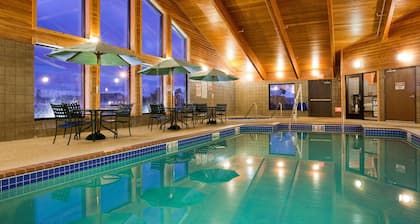 AmericInn by Wyndham Thief River Falls