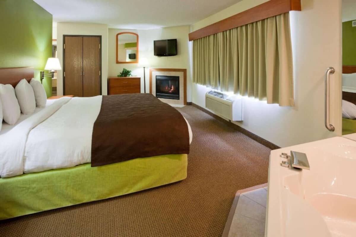 Soundproofing, iron/ironing board, rollaway beds, free WiFi