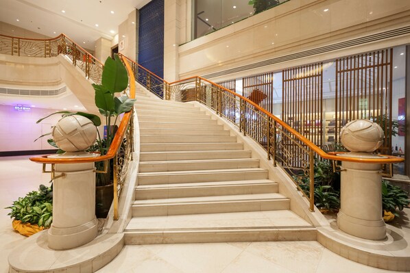 Lobby - Best Western Plus Fuzhou Fortune Hotel (Fuzhou)