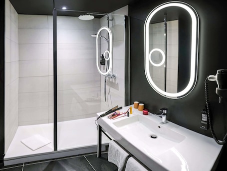In-room safe, desk, soundproofing, iron/ironing board. ibis Pontarlier