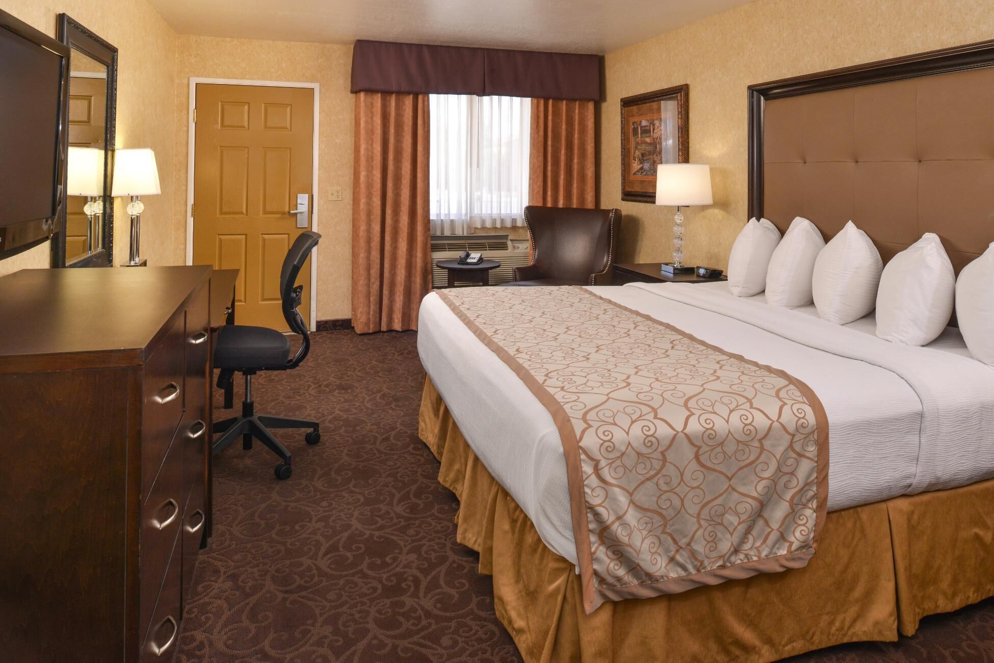 Premium bedding, desk, blackout drapes, iron/ironing board