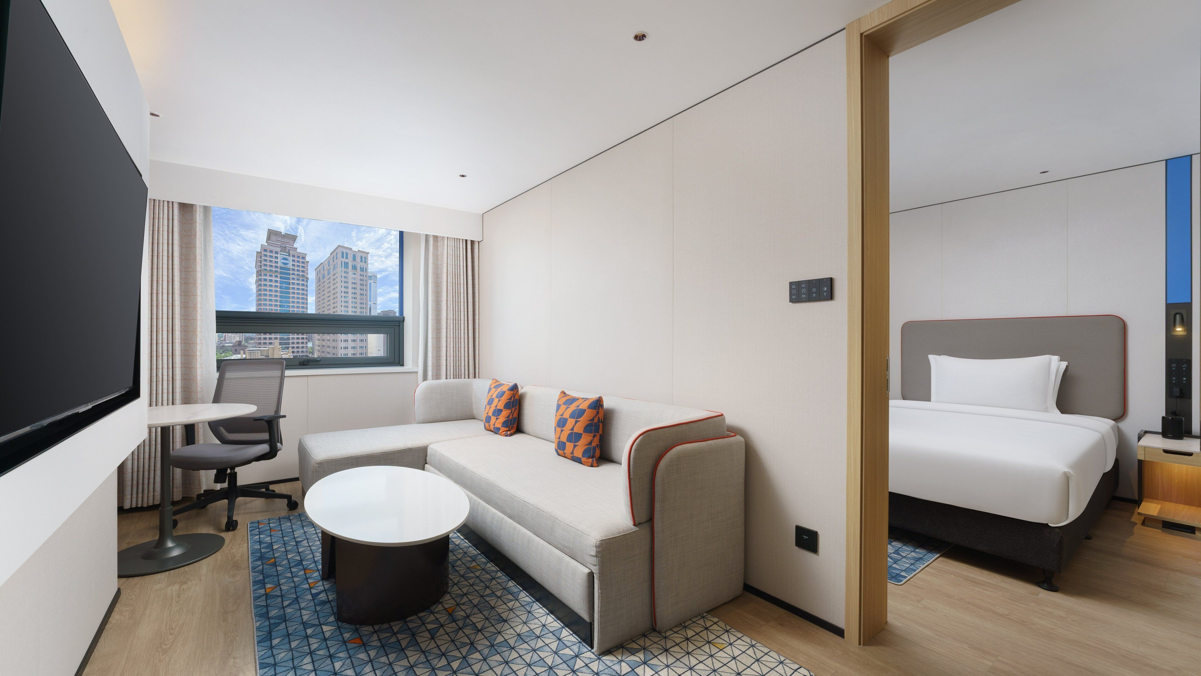 Suite, 1 Bedroom | Premium bedding, minibar, in-room safe, desk
