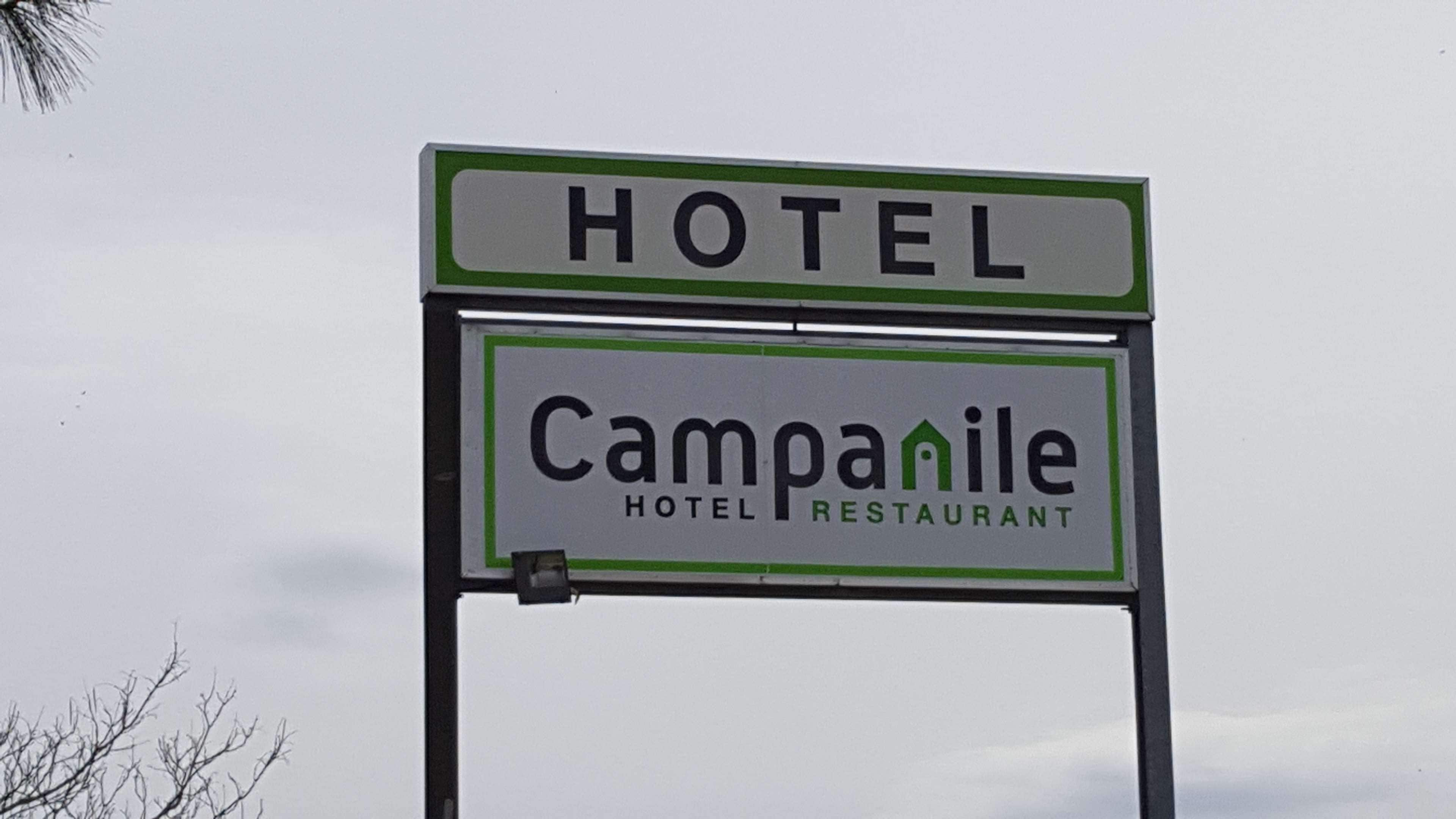 A sign for Campanile Hotel & Restaurant.