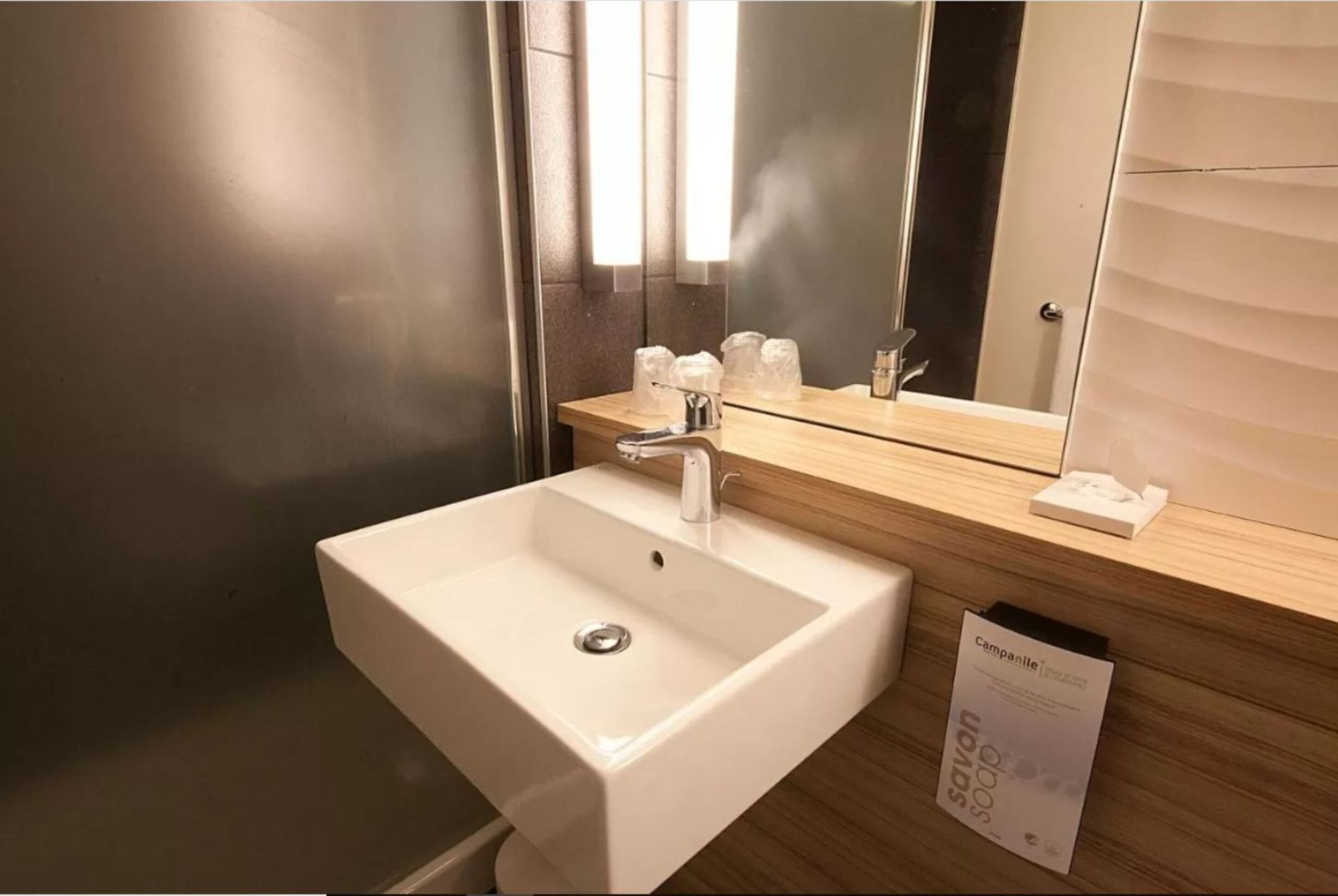 Combined shower/tub, eco-friendly toiletries, hair dryer (on request)