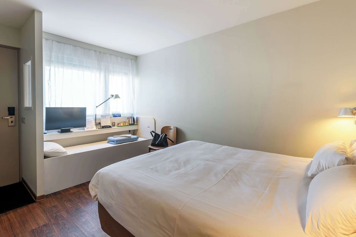 Standardzimmer, 1 Doppelbett (Junior Bed up to 10 years)
