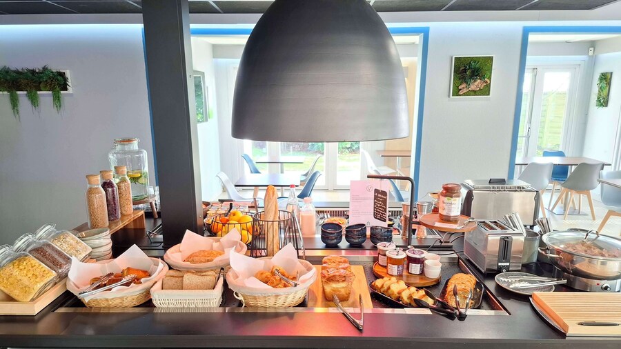 Campanile Versailles - Buc