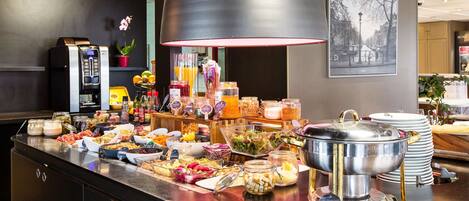 Frühstück und Abendessen, französische Küche