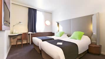 Standard Room, 2 Twin Beds | Premium bedding, desk, iron/ironing board, free cribs/infant beds