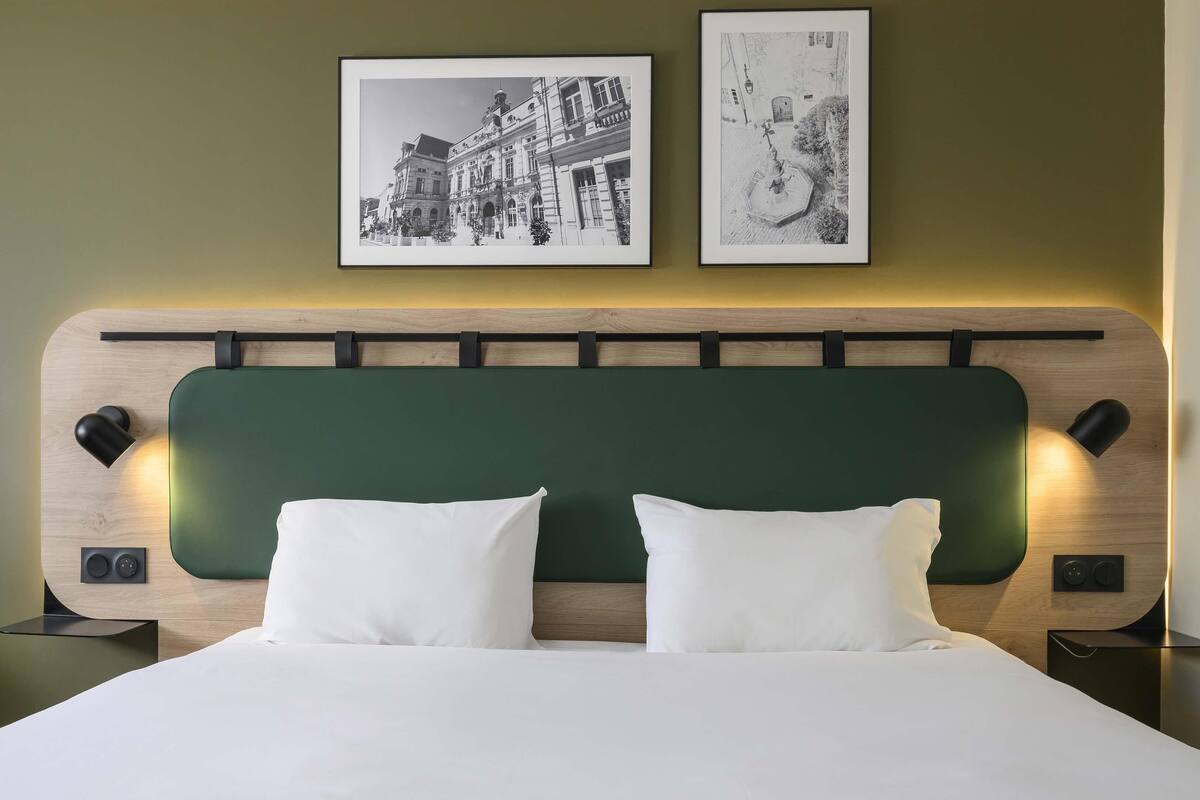1 habitación, ropa de cama de alta calidad y escritorio 