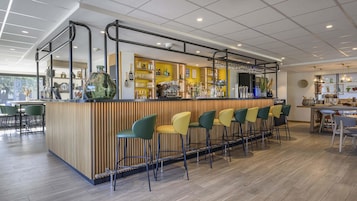 Bar (en el alojamiento)
