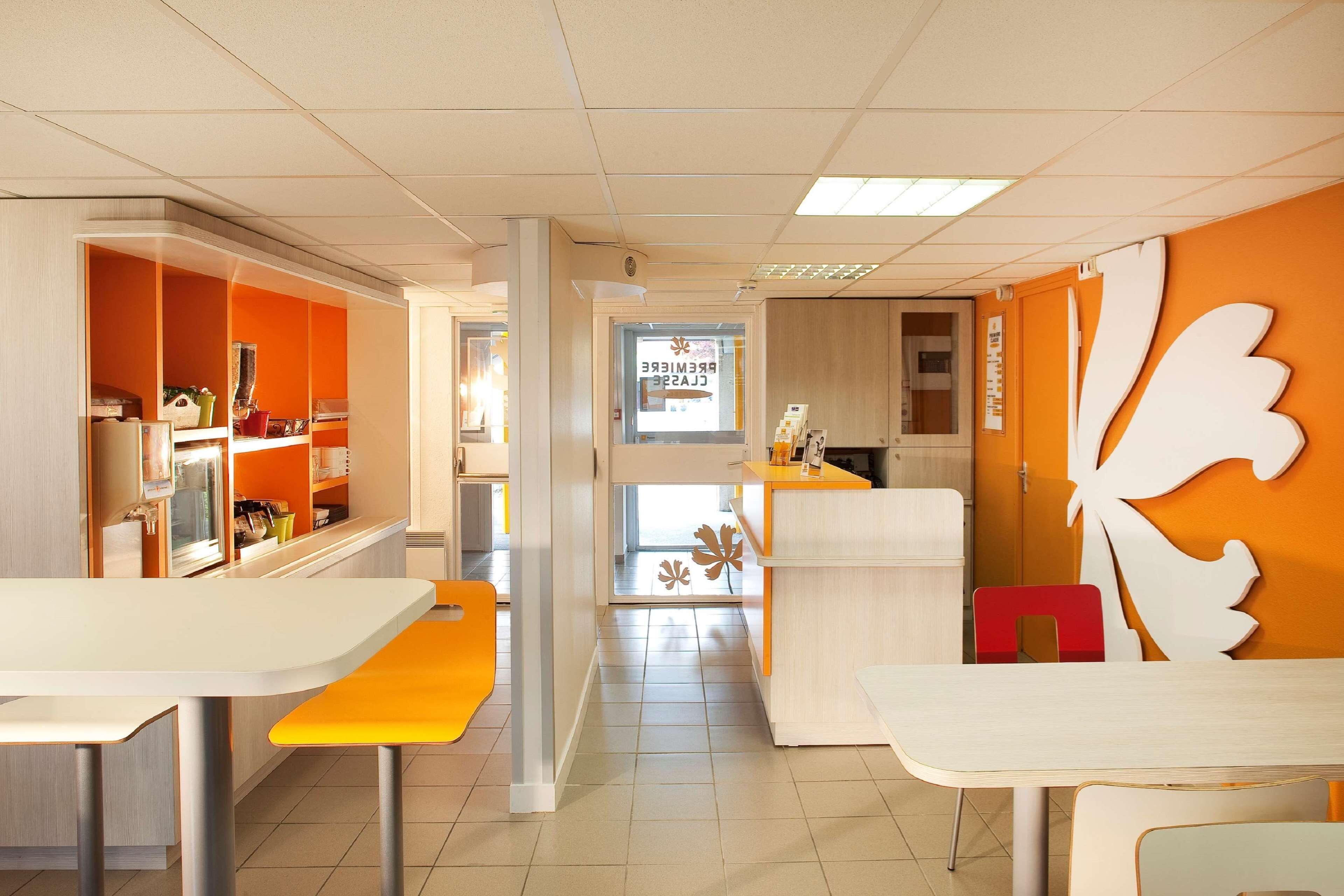 Photo - Premiere Classe Valenciennes Ouest Petite Foret