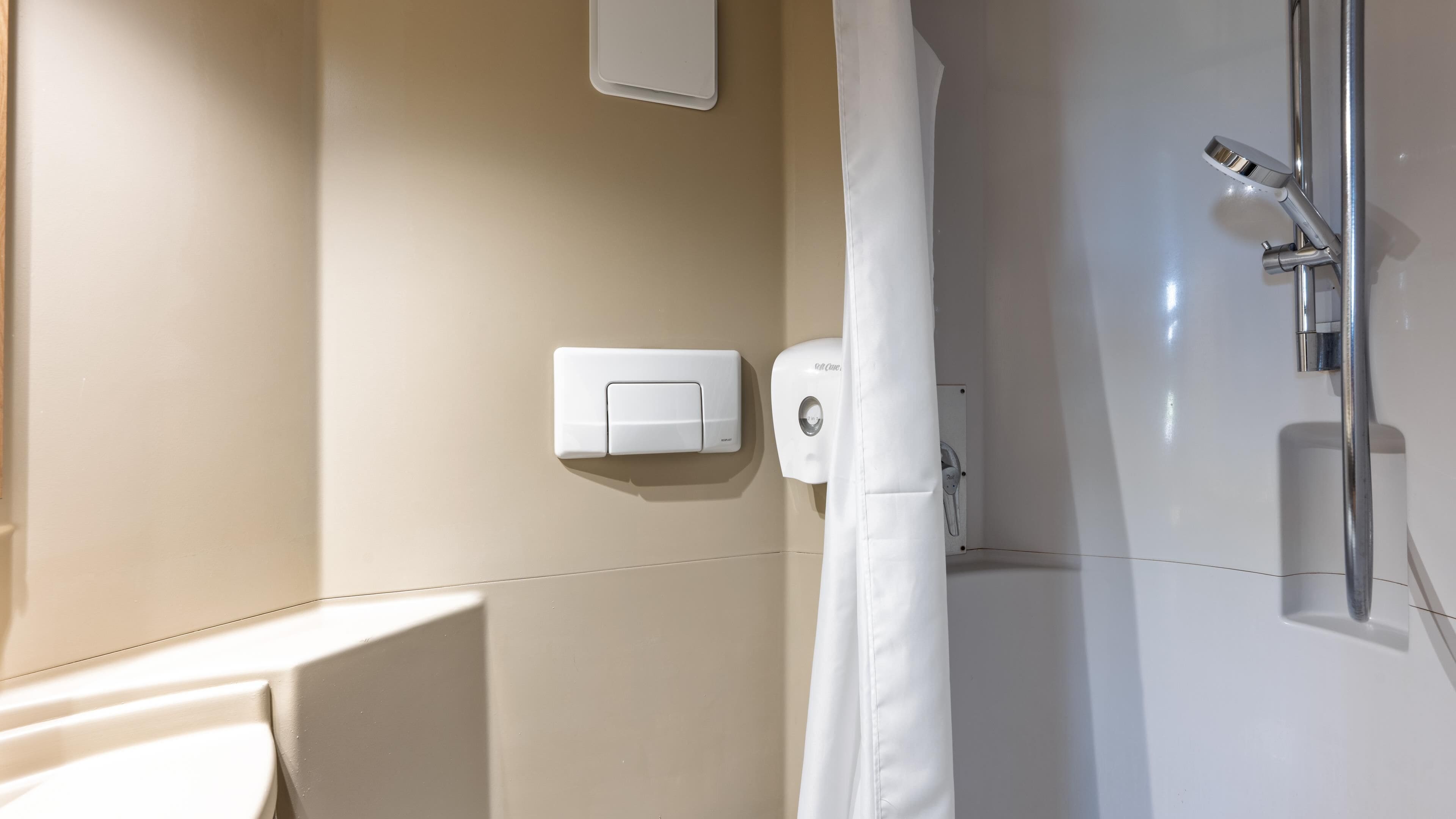 Standard Room, 1 Queen Bed | Bathroom | Shower, eco-friendly toiletries, towels, soap