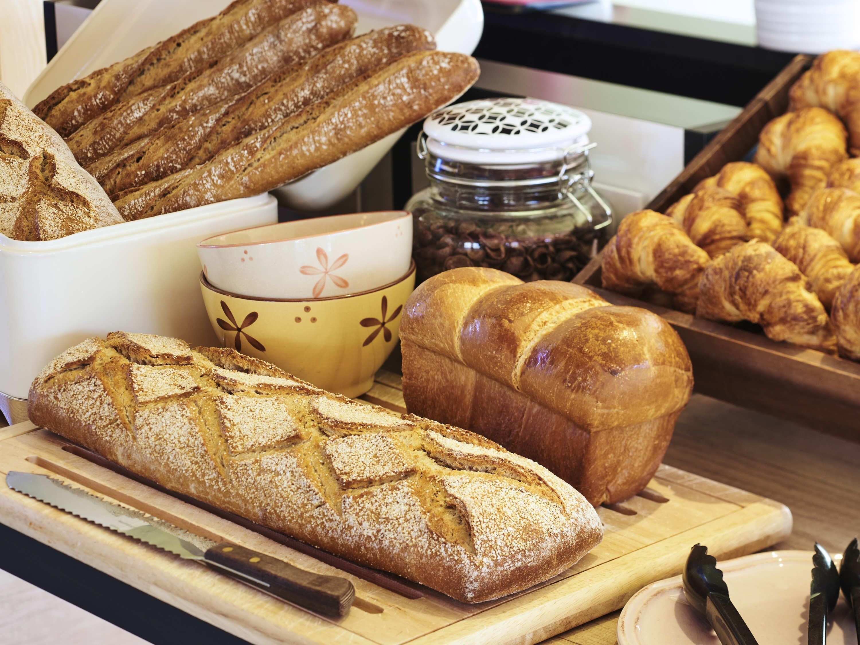 Bữa sáng buffet hàng ngày (11.9 EUR/mỗi người) 