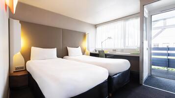 Standard Room, 2 Single Beds | Premium bedding, desk, blackout curtains, soundproofing