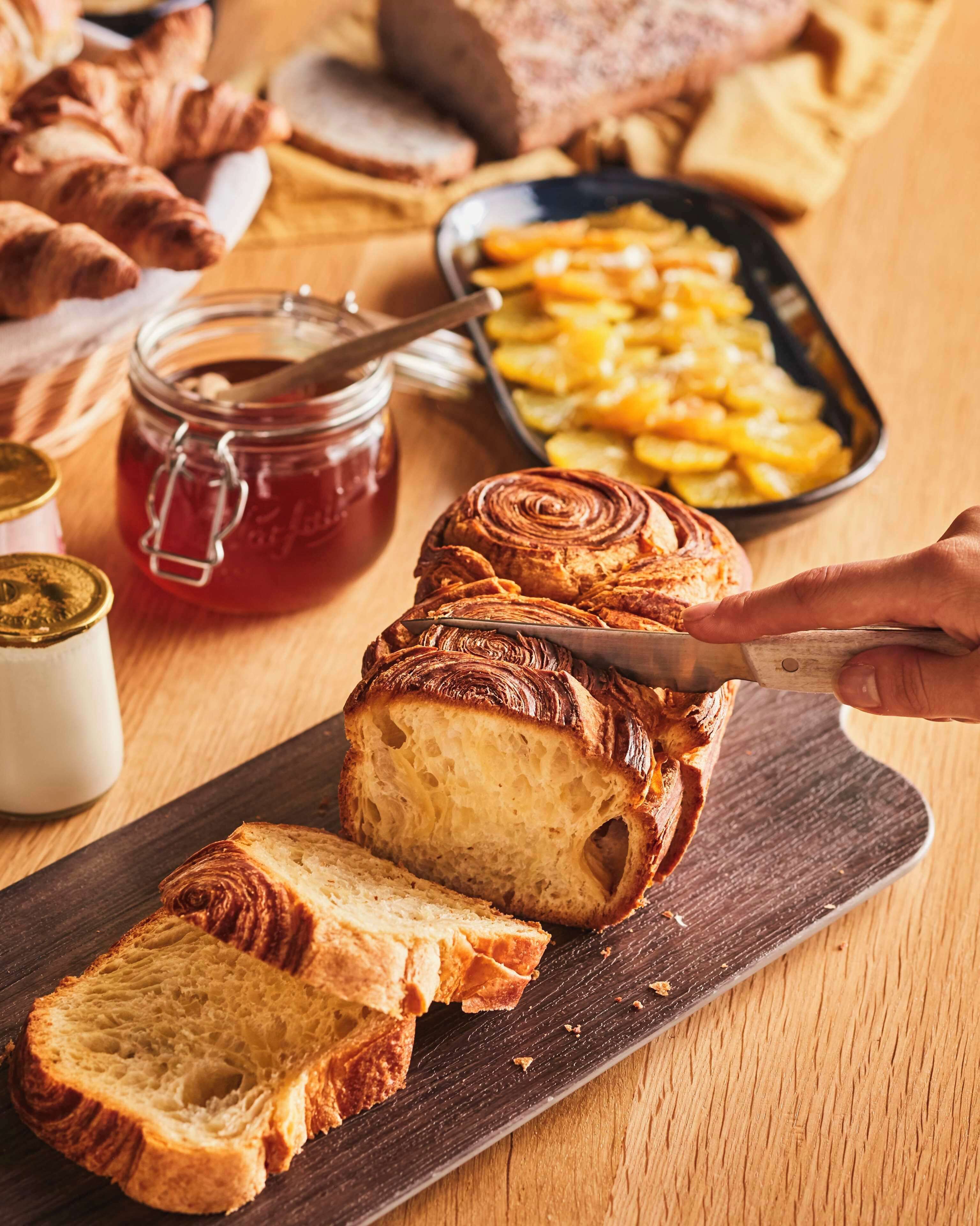 daily buffet breakfast (eur 14.90 per person)