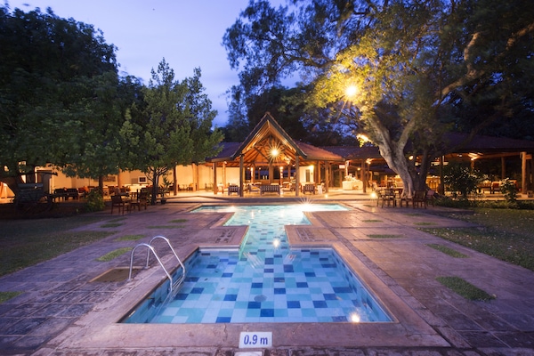 Outdoor pool, pool umbrellas, sun loungers