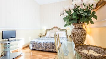 Literie de qualité supérieure, coffres-forts dans les chambres