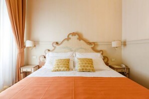 Premium bedding, in-room safe, individually decorated, desk - Il Gattopardo Relais (Rome)