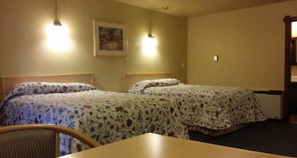 Budget Host Longhorn Motel