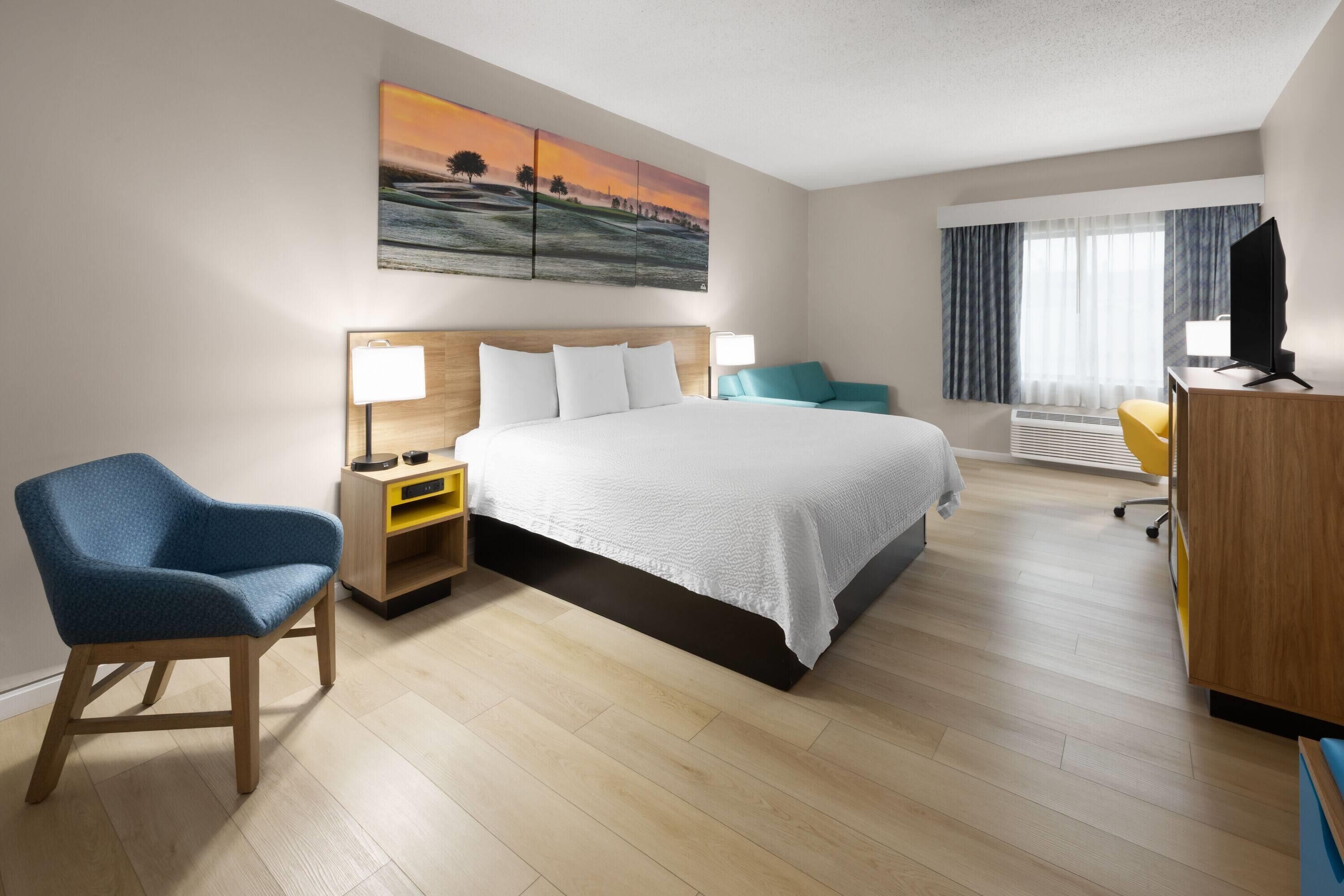 Escrivaninha, ferros/tábuas de passar roupa, Wi-Fi de cortesia