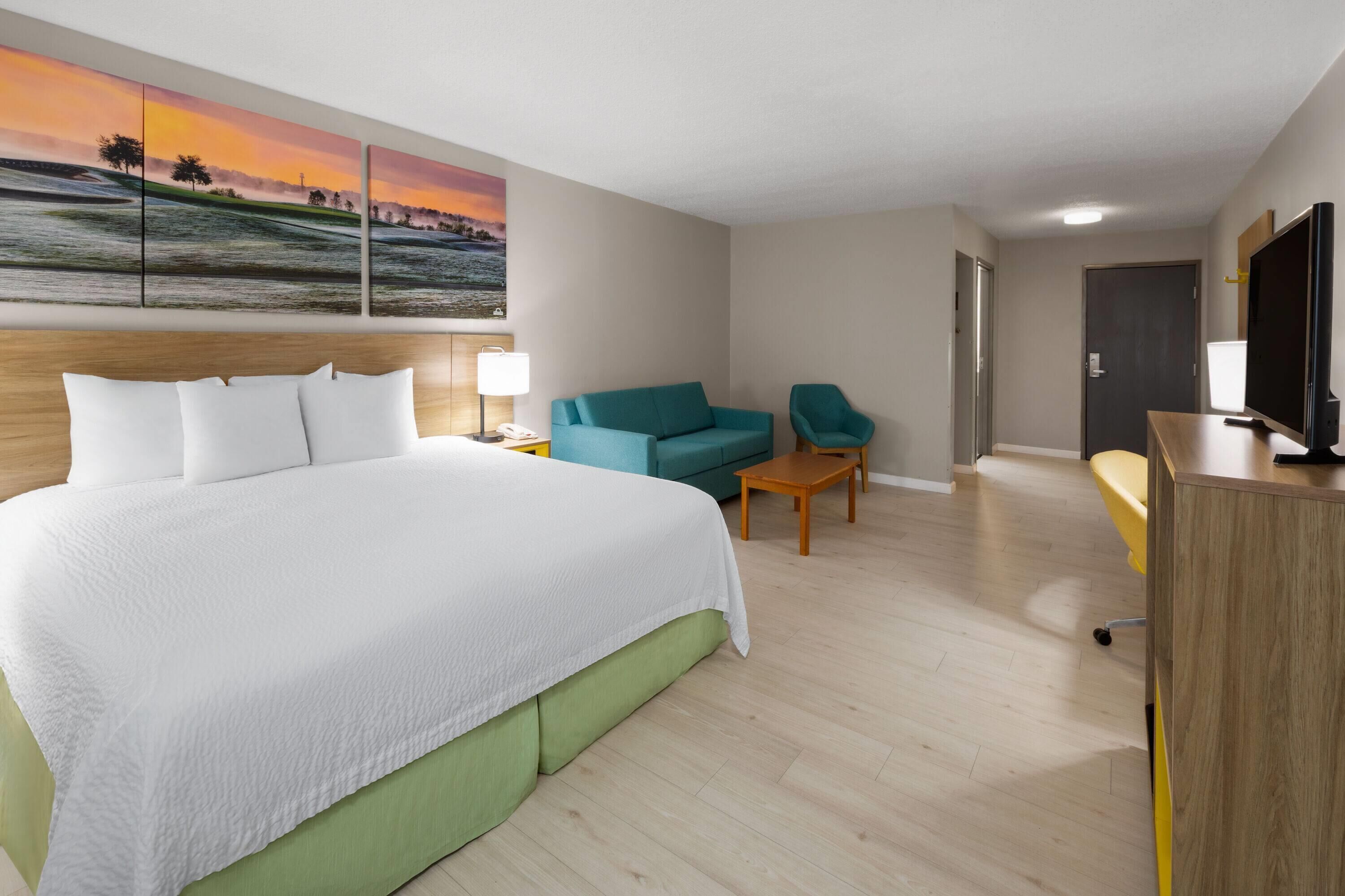 Desk, iron/ironing board, free WiFi, bed sheets