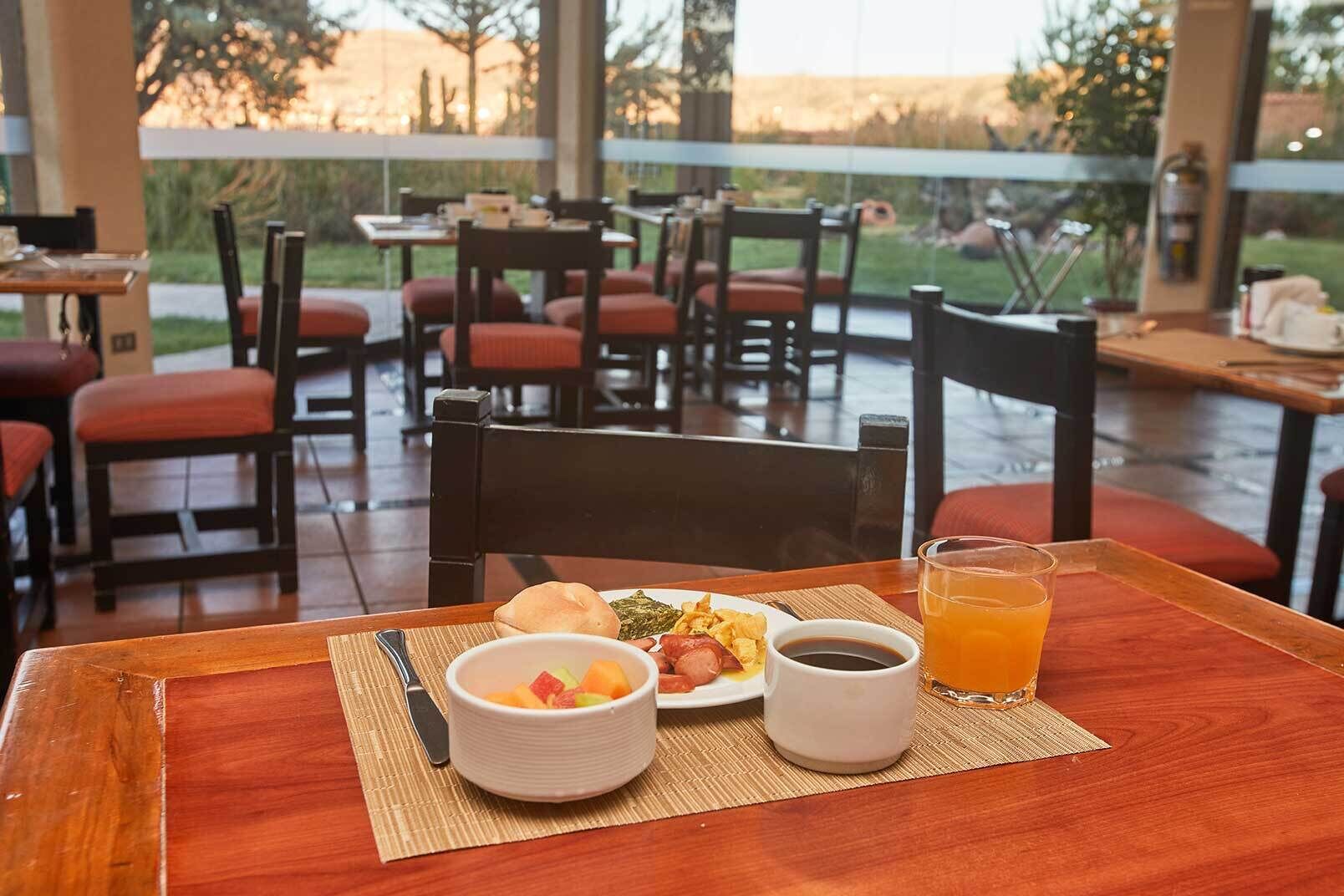 Desayuno buffet incluido todos los días 