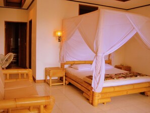 Premium bedding, minibar, in-room safe, blackout curtains - New Adirama Beach Hotel (Banjar)