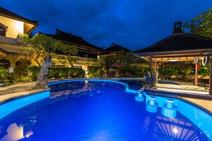 Outdoor pool, open 7:00 AM to 8:00 PM, pool umbrellas, sun loungers