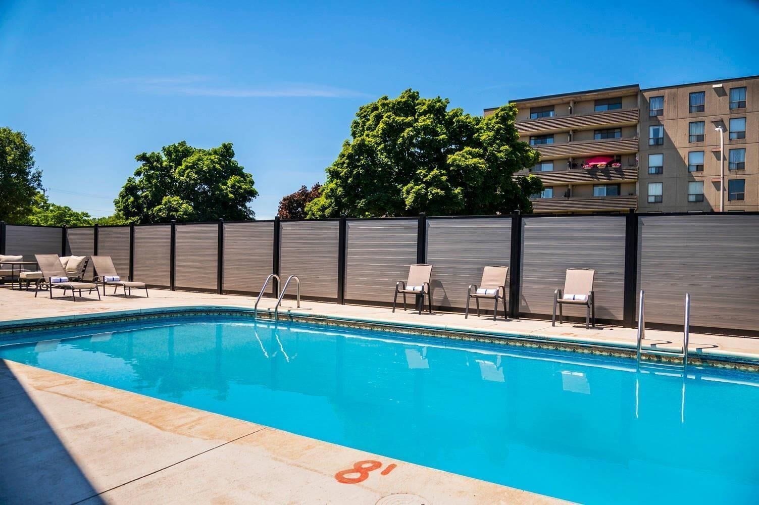 Outdoor pool, pool loungers