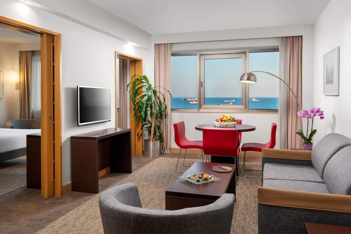 Suíte, 1 cama Queen e sofá-cama | Roupas de cama premium, frigobar, cofres nos quartos, escrivaninha