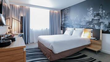 Premium bedding, minibar, in-room safe, desk