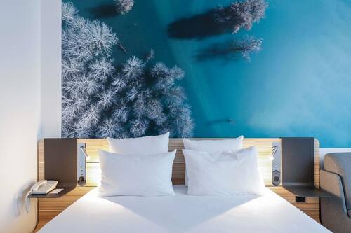 Classic Room, 1 Queen Bed with Sofa bed | Premium bedding, minibar, in-room safe, desk