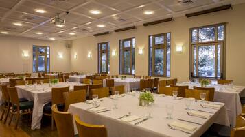 Aperto a colazione e cena