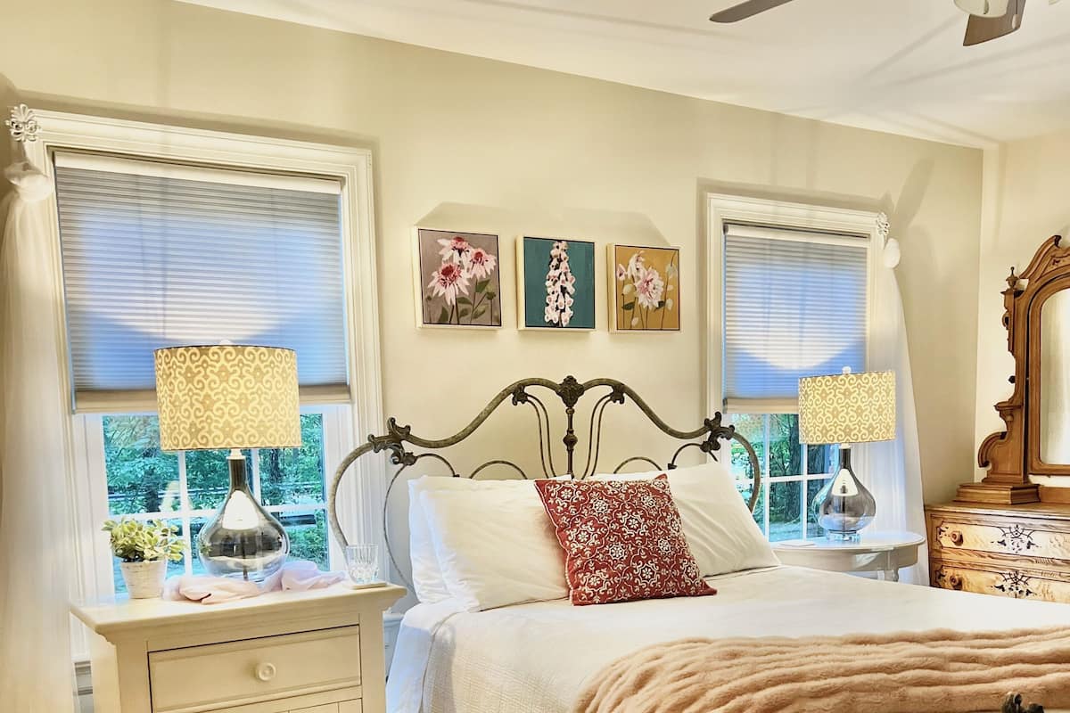 Primrose Room