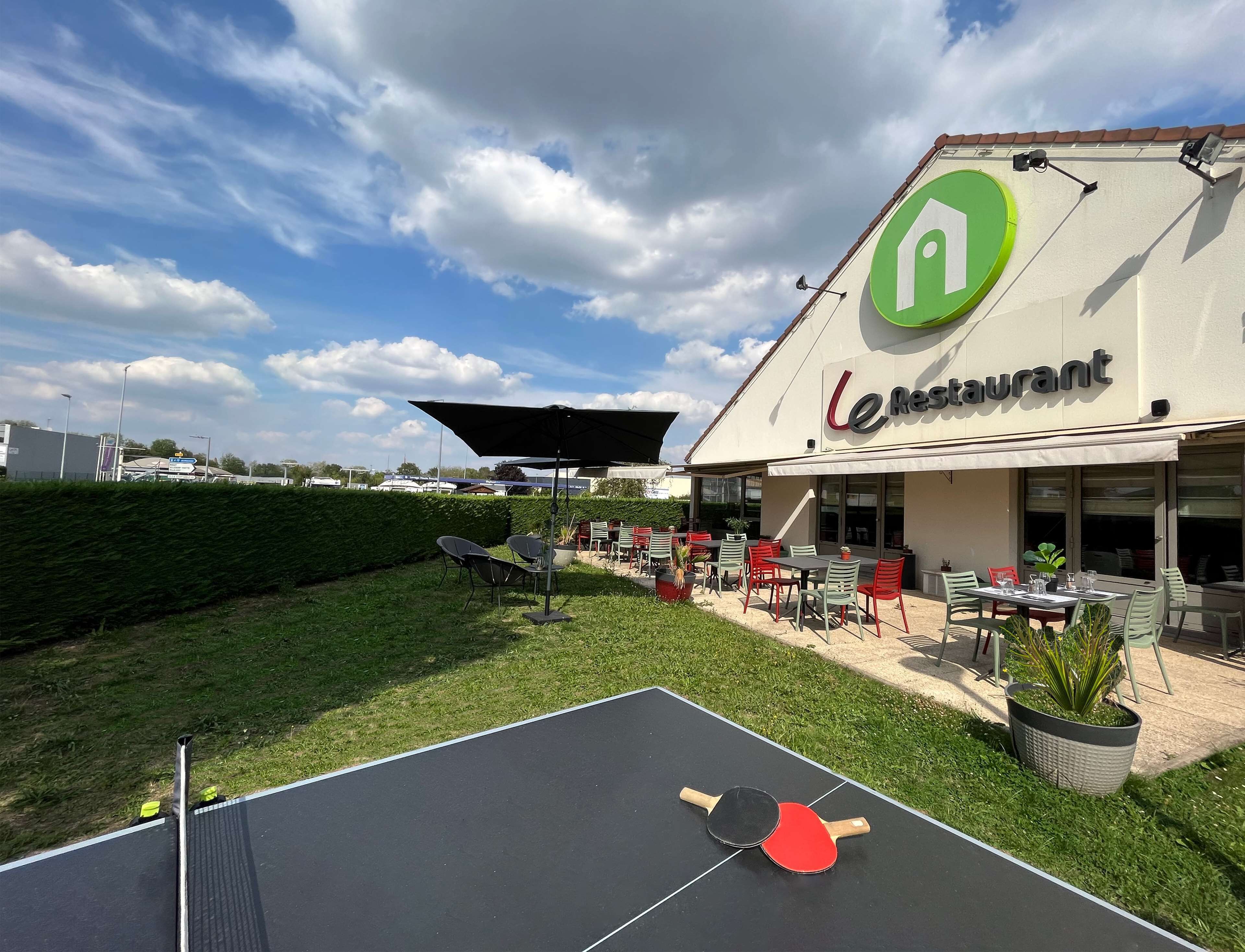 Photo - Campanile Villejust - za Courtaboeuf