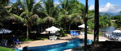 Outdoor pool, sun loungers