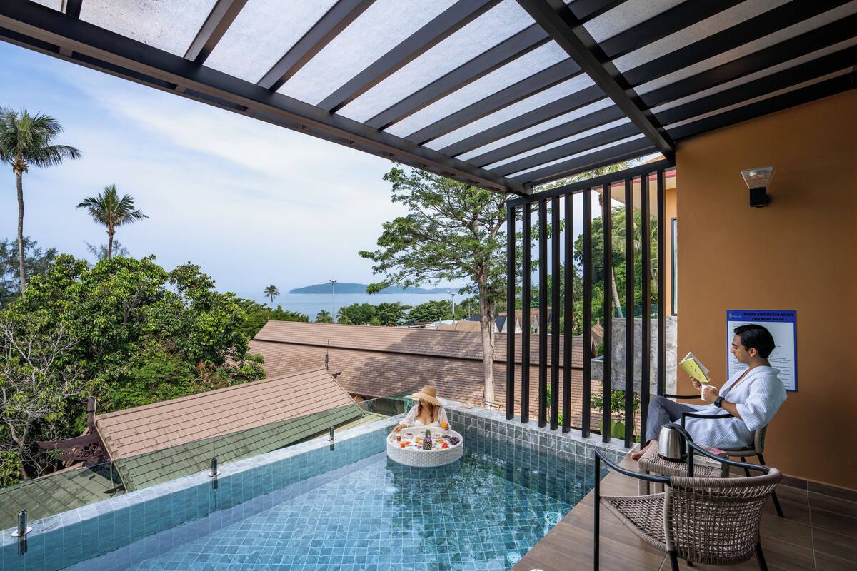 Pool Villa | มินิบาร์ฟรีบางอย่าง, ตู้นิรภัยในห้องพัก, โต๊ะทำงาน, ห้องเก็บเสียง