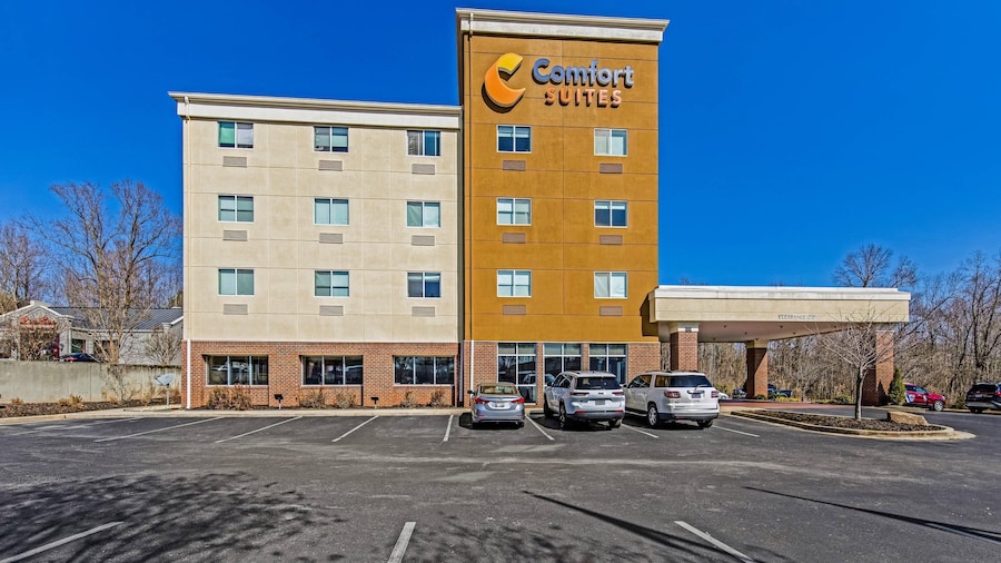 Comfort Suites Huntsville MidCity District at Research Park