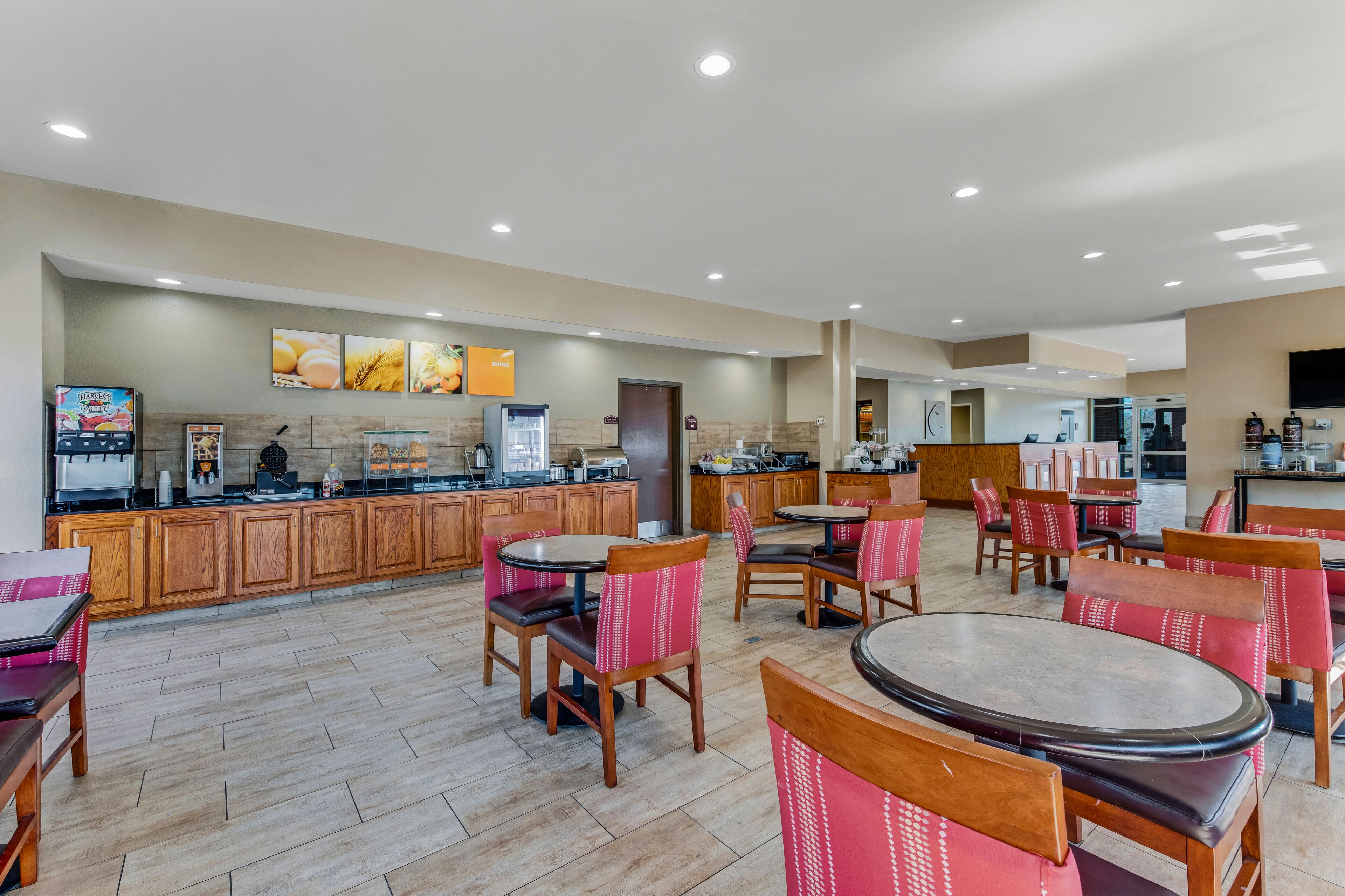 Free daily buffet breakfast