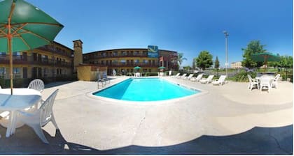Quality Inn San Bernardino - Loma Linda
