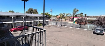 Executive Lodge Inn Stockton CA