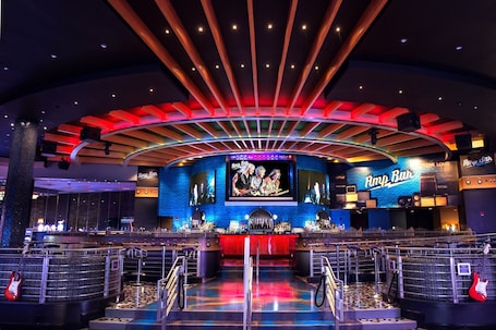 4 bars/lounges, poolside bar. Hard Rock Hotel and Casino Tulsa