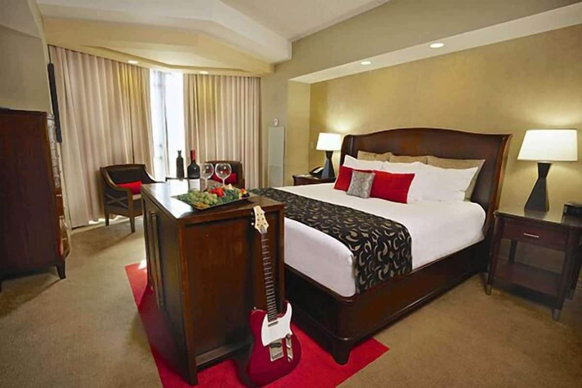 In-room safe, desk, laptop workspace, blackout drapes