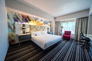 Standard Room, 1 King Bed, Tower (Hard Rock, ADA) | In-room safe, desk, laptop workspace, blackout drapes